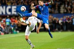 开云体育官方网站-关于冰岛队备战欧预赛比赛，展现出色实力的信息