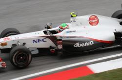 开云体育入口-关于威廉姆斯翻盘雷诺车队，佩雷兹高光表现的信息