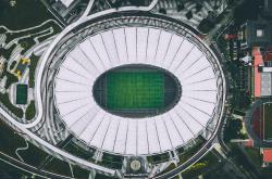 开云体育登录-当瑞士军刀刺穿红蓝战舰，巴斯托尼在季后赛抢七中的终极接管