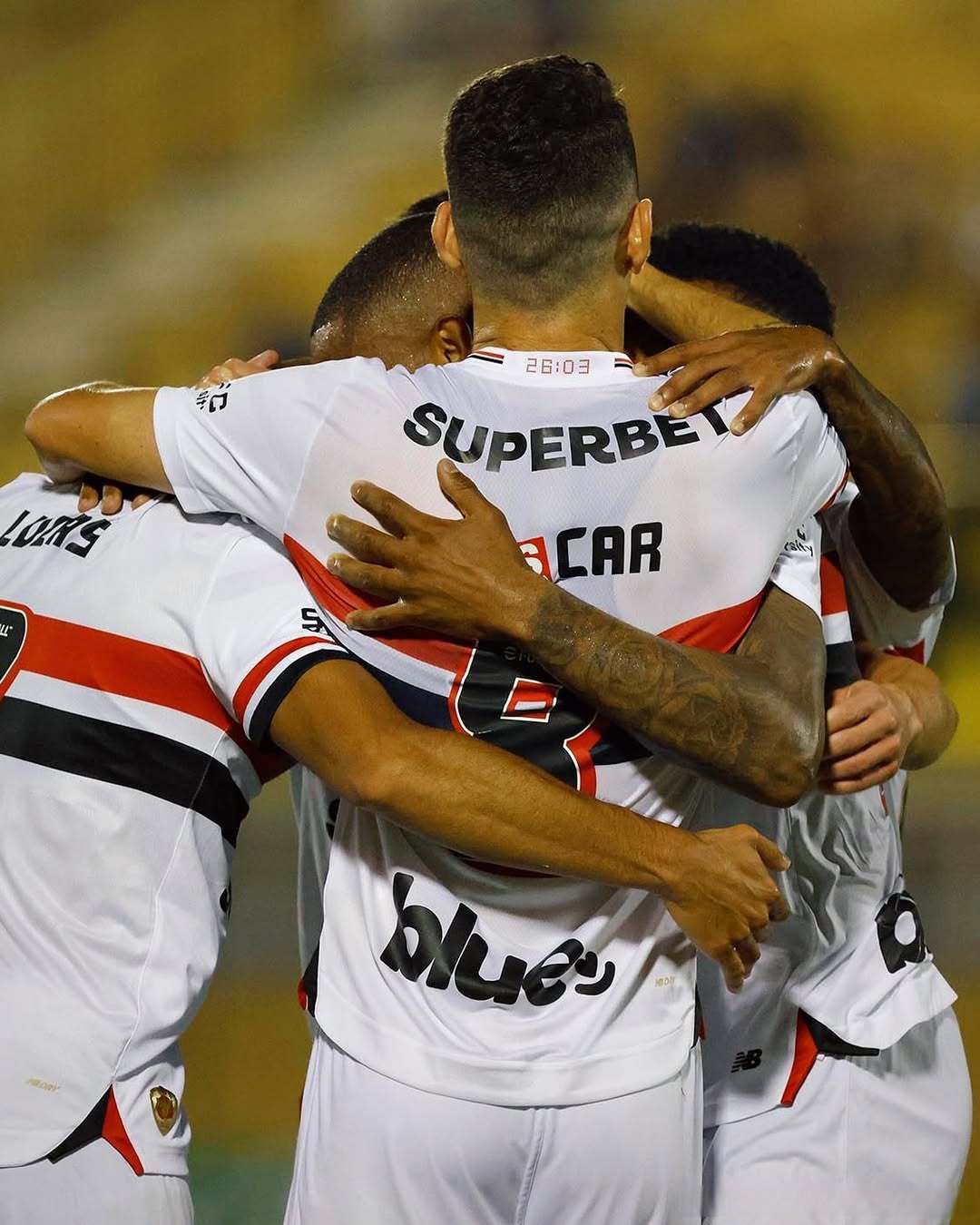 格拉纳达客场击败对手,取得关键胜利 格拉纳达客场击败对手,取得关键胜利