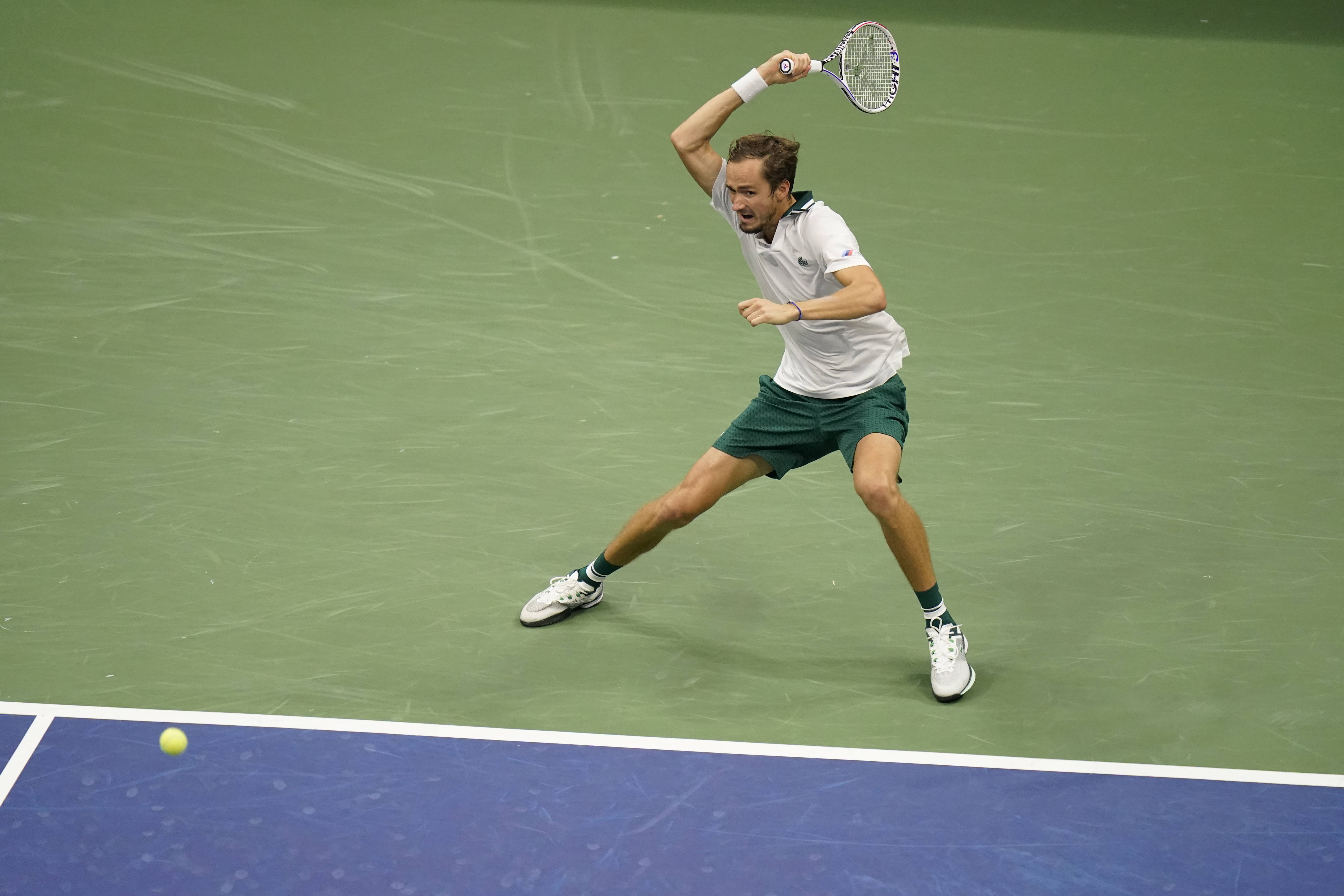 世界网球队横扫欧洲网球队,梅德韦杰夫惊艳世界的简单介绍 世界网球队横扫欧洲网球队,梅德韦杰夫惊艳世界的简单介绍