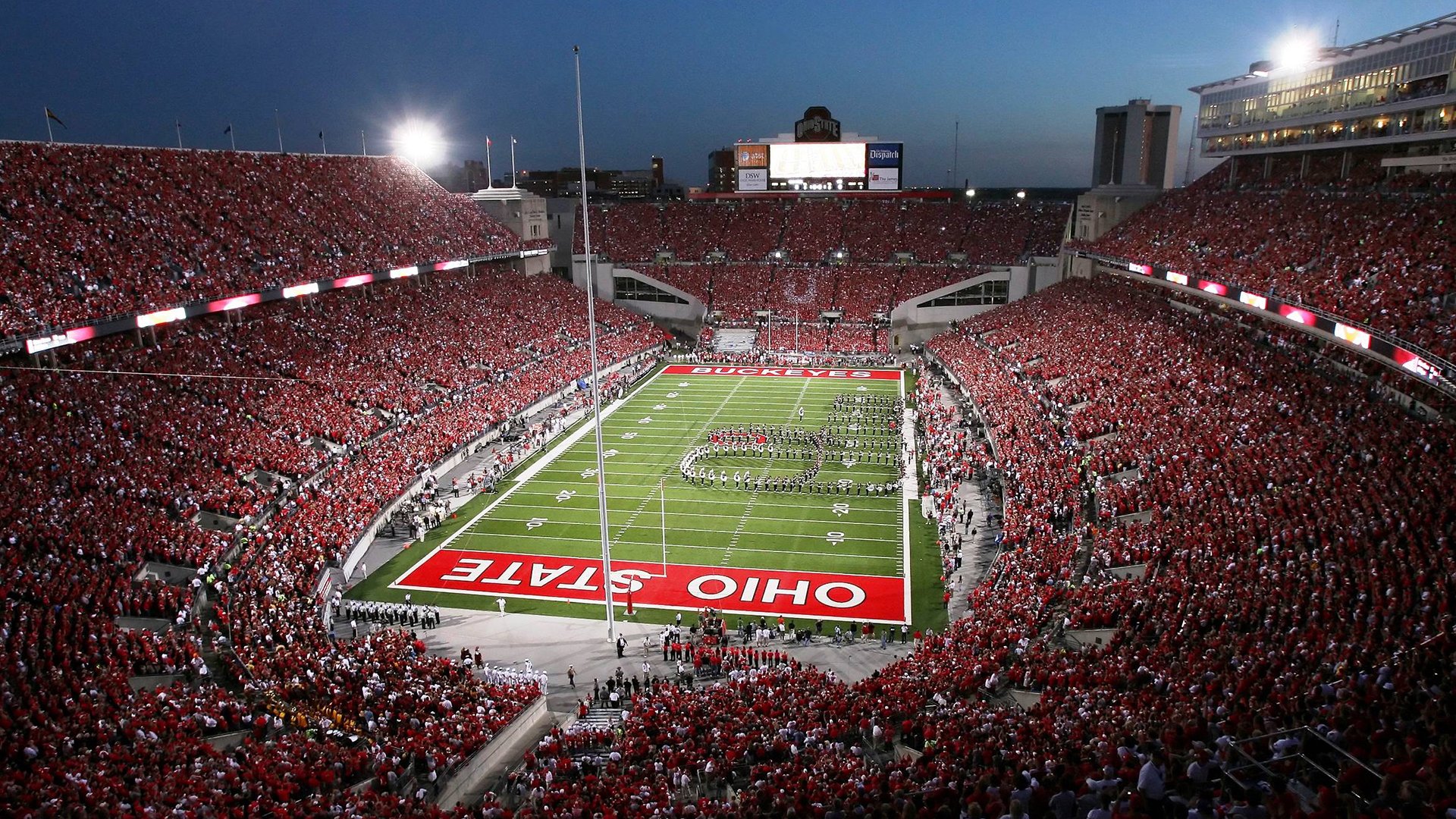 鹈鹕展翅碾压独行侠，爱德华兹化身关键先生定乾坤